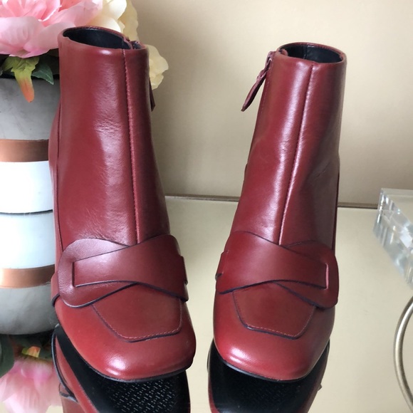 Tory Burch Red Cherry Burgundy Ankle Boots/Booties - Picture 5 of 10